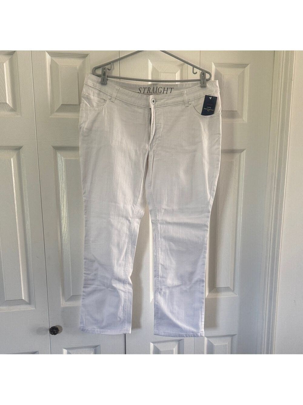 Classic White Straight Leg Women's Jeans